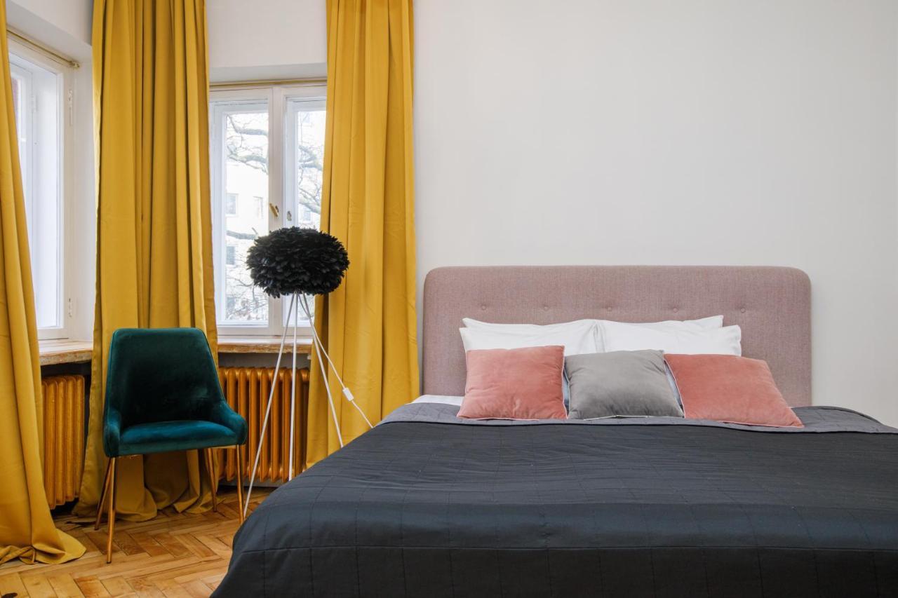 Apartment Peegel In City Center Free Parking Tallinn Extérieur photo