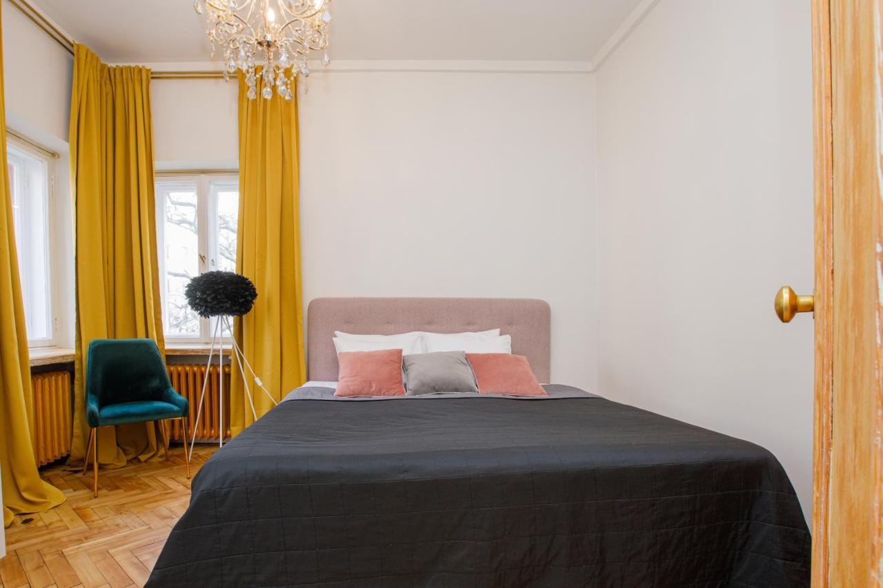 Apartment Peegel In City Center Free Parking Tallinn Extérieur photo